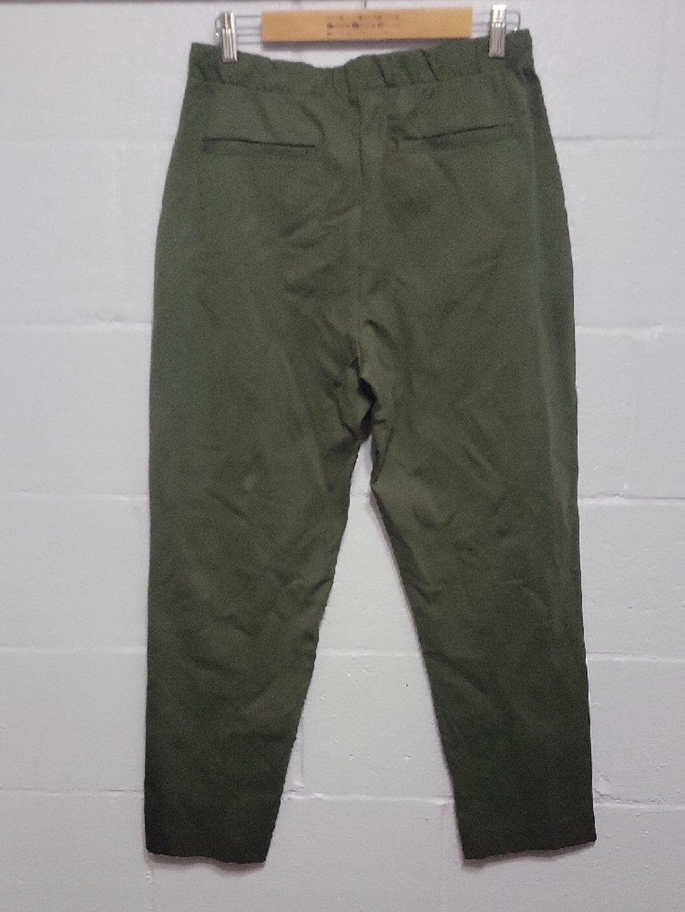 Everlane The Dream Pant in Forest Green, Large - Picture 8 of 14